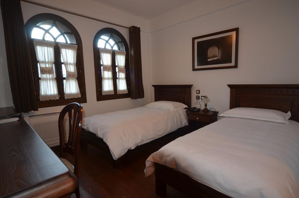 Boutique Muzaka Berat