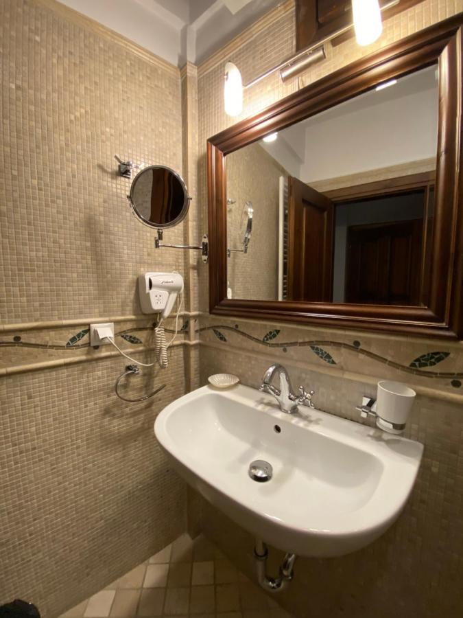 Boutique Muzaka Hotel Berat