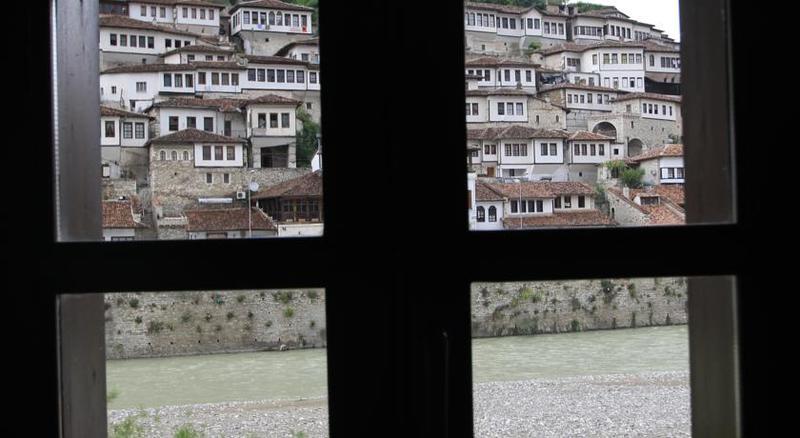 Hotel Boutique Muzaka Berat