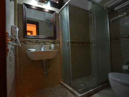 Boutique Muzaka Berat